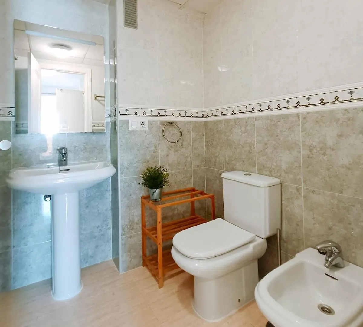 El Jazmin Suites, 3 Hab, Gran Terraza Con Vistas A La Montana Y A 15 Min De La Playa 아구아둘세 아파트