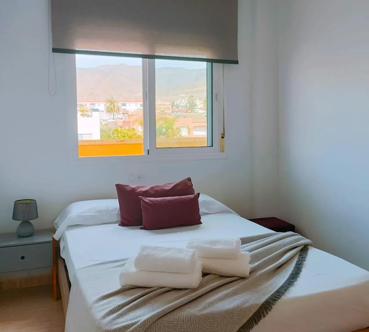 El Jazmin Suites, 3 Hab, Gran Terraza Con Vistas A La Montana Y A 15 Min De La Playa 아구아둘세 0*,