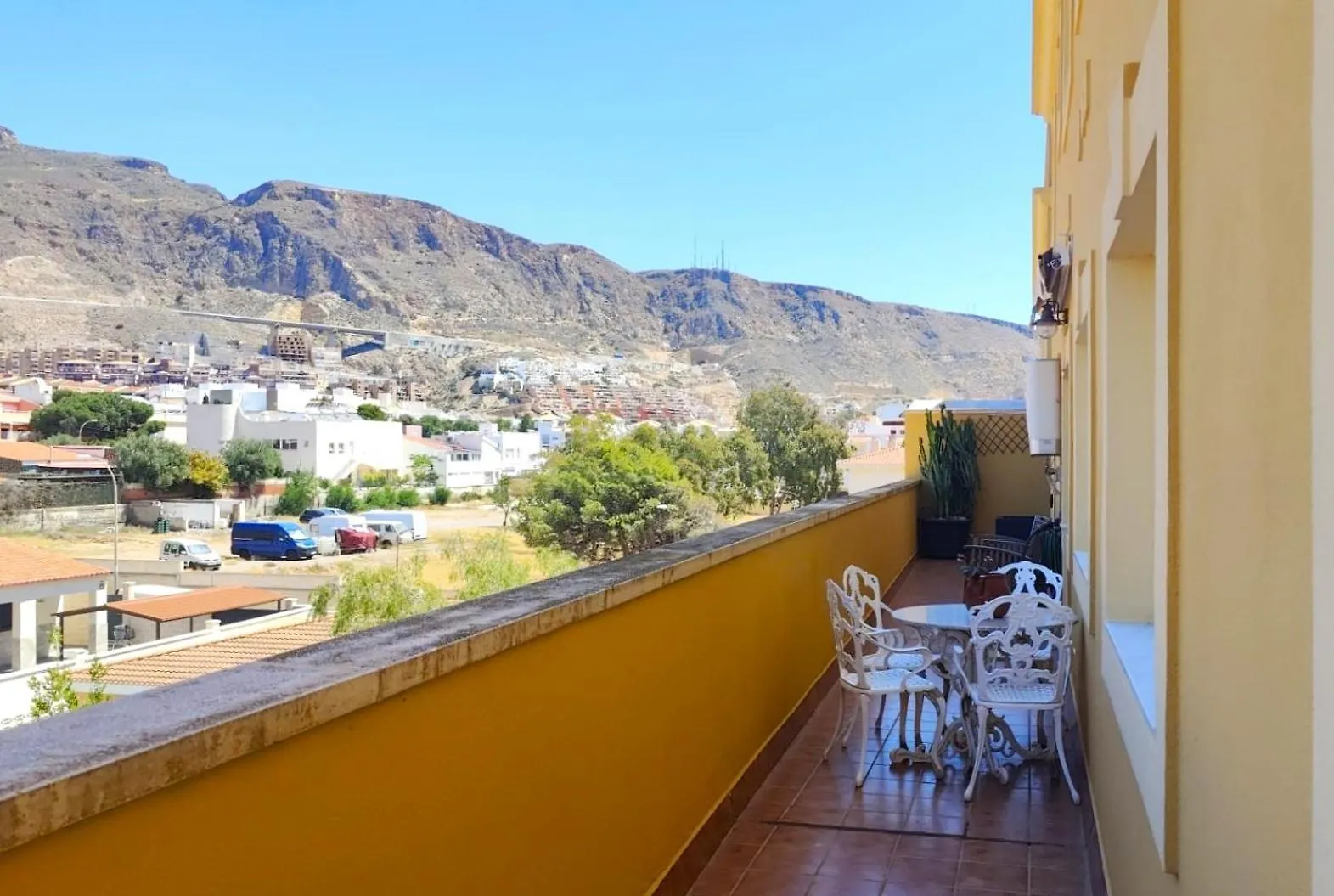 El Jazmin Suites, 3 Hab, Gran Terraza Con Vistas A La Montana Y A 15 Min De La Playa 아구아둘세